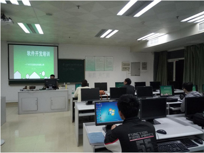 醫(yī)學信息工程學院（信息中心）深化校企合作，共筑教育軟件技術開發(fā)實踐新平臺